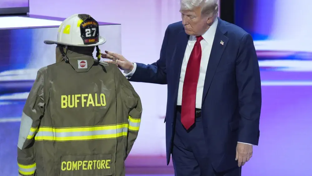 Trump and fire fighter uniform